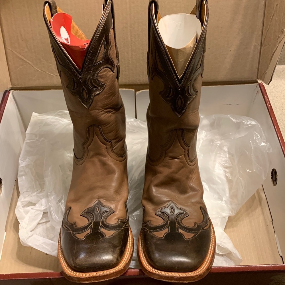 Resistol Ranch by Lucchese. 7.5D WingTip